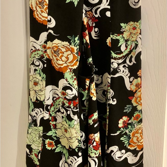 Aritzia Slip Dress size Medium - Picture 7 of 7